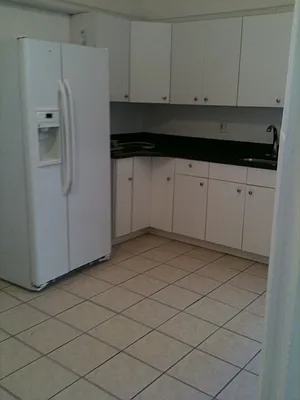 Rented by Anthony Mariano, lreb | media 10