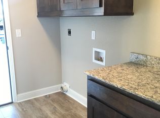 2051 Fields Cv, Pea Ridge, AR 72751