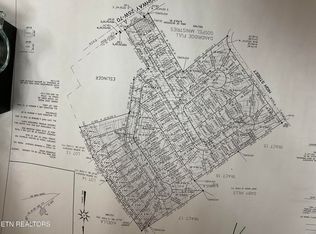 E Meeting St, Dandridge, TN 37725