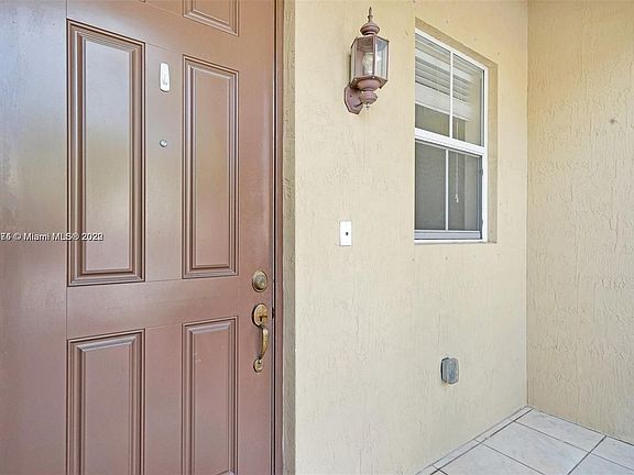 5th image of 1048 NE 208th St #0