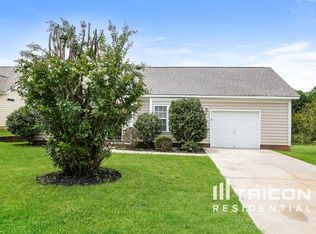 2000 Taras Trace Dr, Statesville, NC 28625