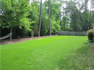317 Wescott Ridge Dr, Holly Springs, NC 27540