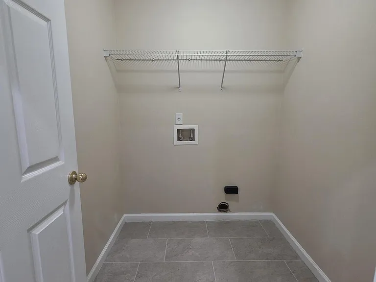 739 Wakemont Dr — Photo 10
