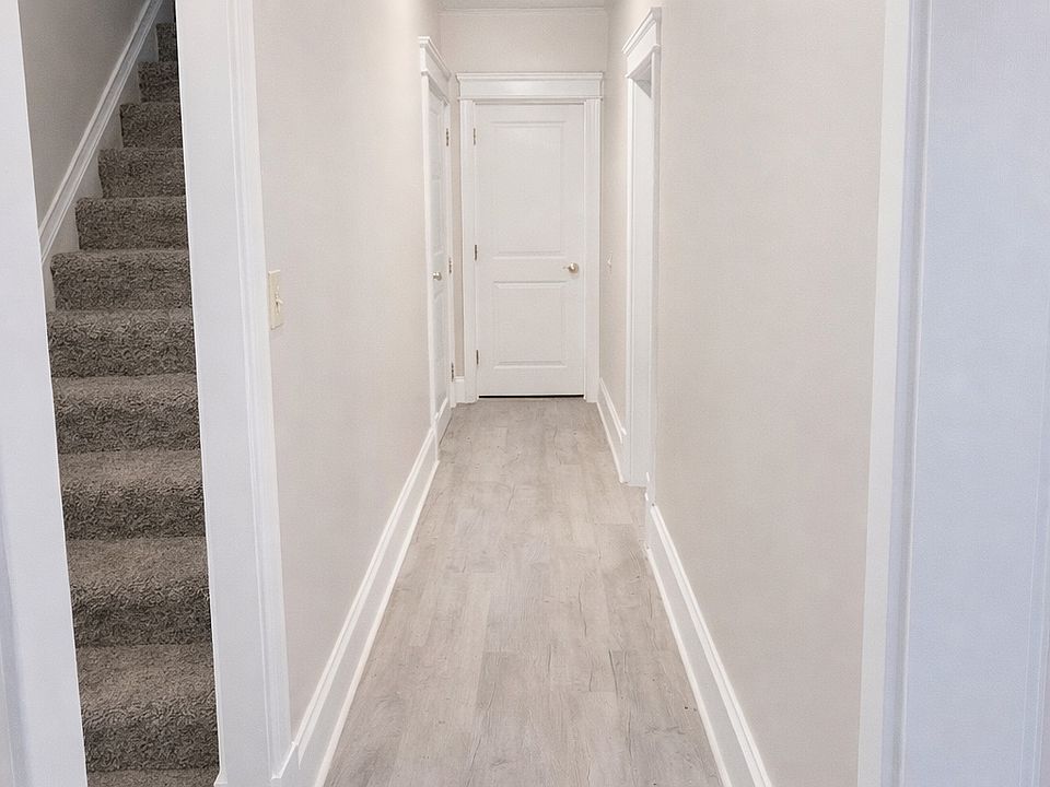1st image of 508 E Broadway St APT 3