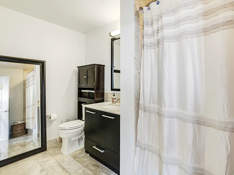 1450 Washington St #702 — Photo 11
