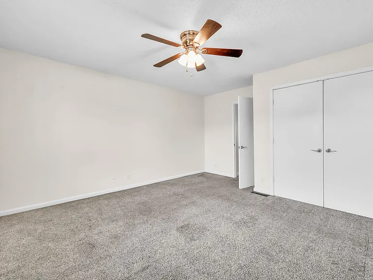 2451 W Wilson Rd — Photo 12