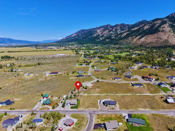 14 Ponderosa Dr, Star Valley Ranch, WY 83127