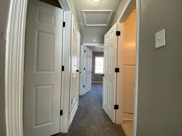 434 Sullivan Dr — Photo 8