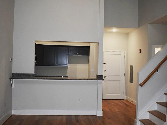 4th image of 142 Sussex Ave #105