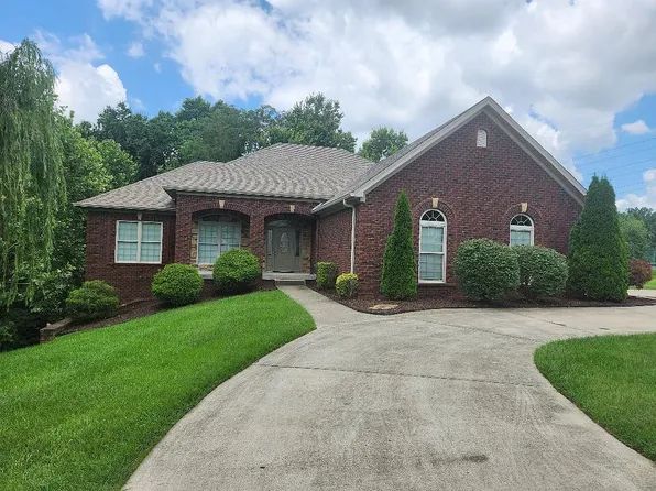 6700 Woodrow Way, Louisville, KY 40228