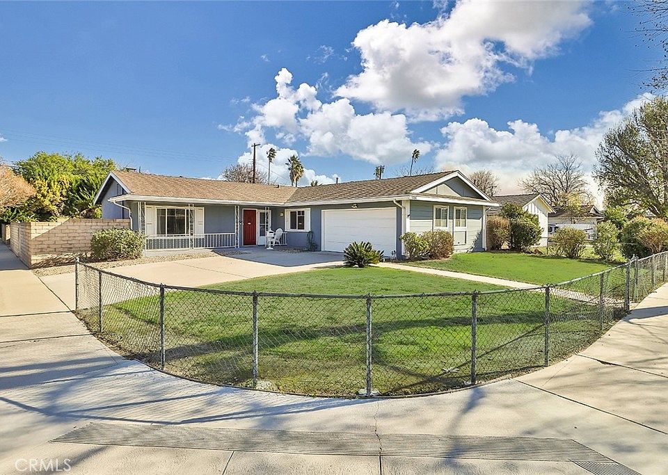 1st image of 7954 Vicky Ave