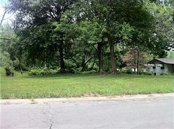 2nd image of 1904 NE 57th St