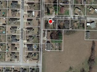 193 Price St, Pea Ridge, AR 72751