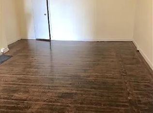 1128 Spruce St APT 9, Philadelphia, PA 19107