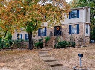 2 Poydras Dr, Little Rock, AR 72211