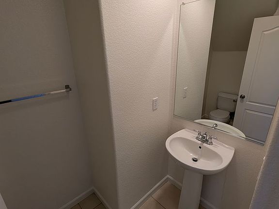 3rd image of 2410 White Dr