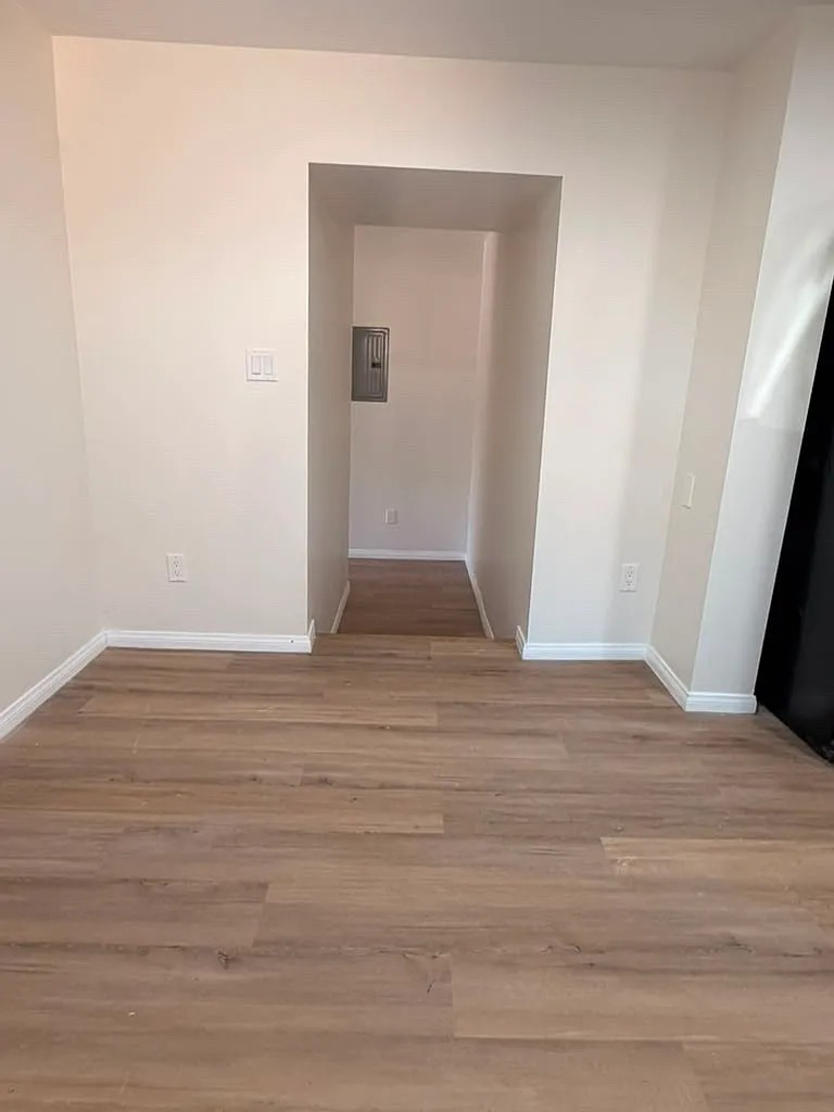 2 bed, 850 sqft, $2,900 — Photo 3