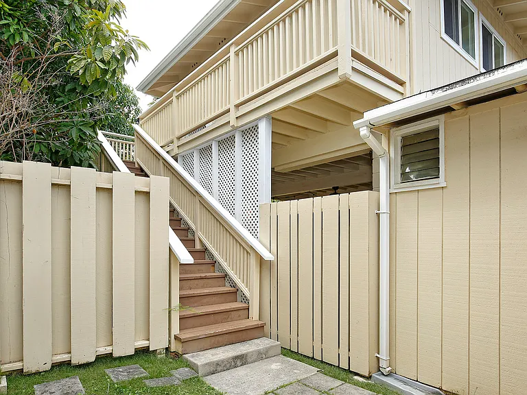 606 Ulumu St #C — Photo 2