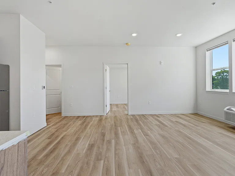 Evergreen Peak Apartments — Photo 56