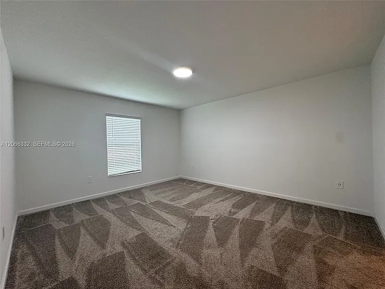 640 Daring Dr — Photo 19