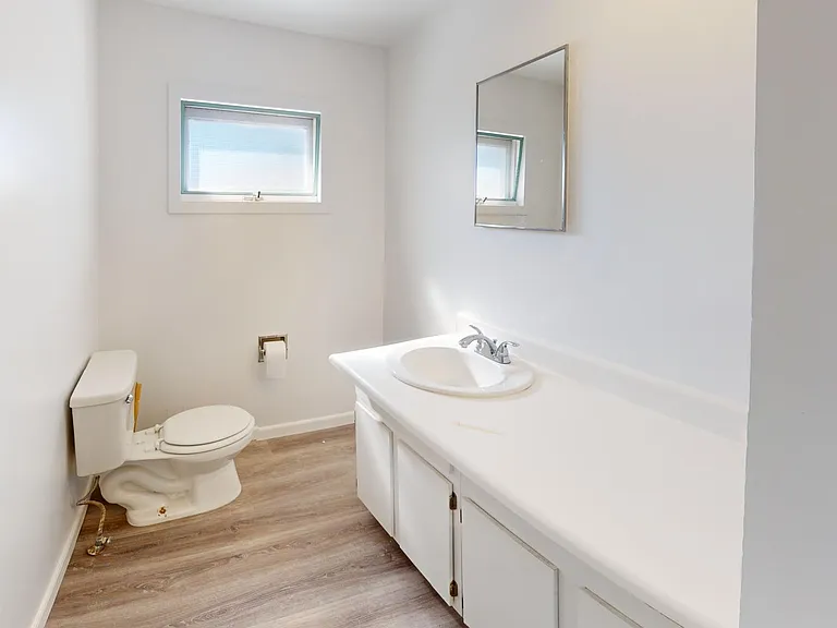 113 Laurel Ave #2 — Photo 4