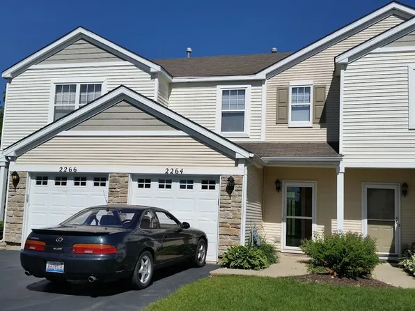 2264 Flagstone Ln, Carpentersville, IL 60110