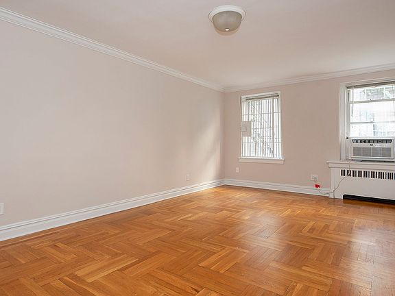 3rd image of 325 E 77th St APT 1K