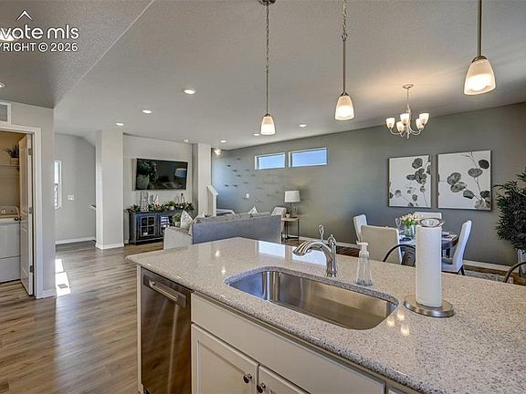 4th image of 13664 Nederland Dr