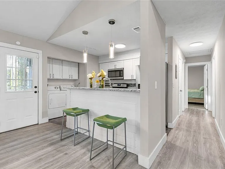 494 Plainville Dr SW — Photo 18