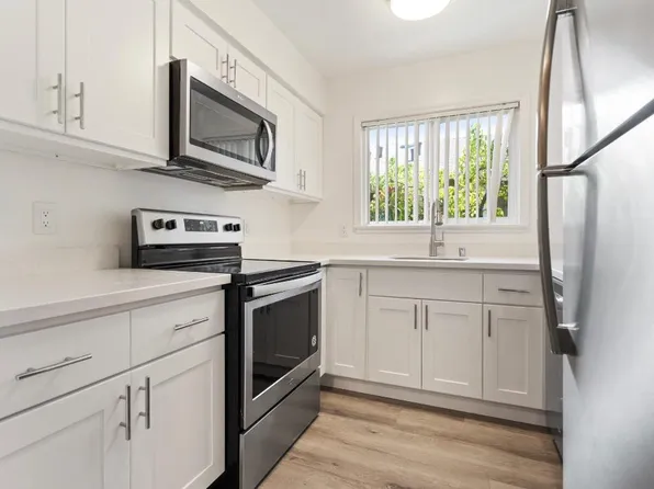 37 Reed Blvd, Mill Valley, CA 94941