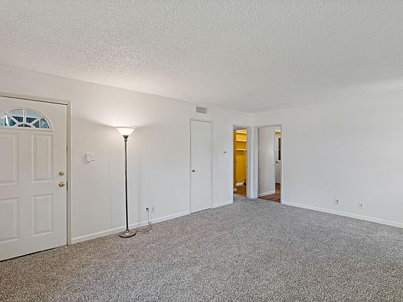 5th image of 7600 Manorside Dr