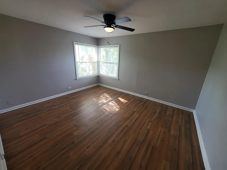 654 Santa Monica St — Photo 15
