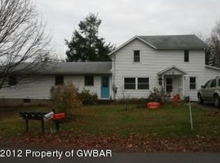 223 Falls Hill Rd, Monroe Township, PA 18612