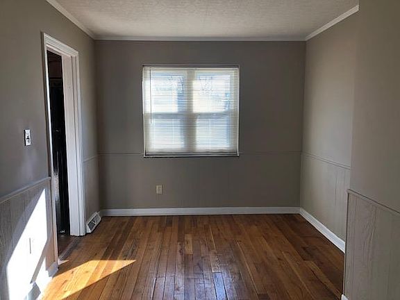 3rd image of 6828 Tarawa Dr