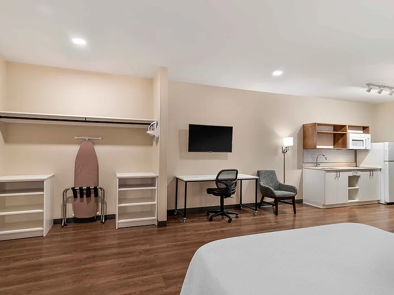 Superior Studio - 2 Full Beds
