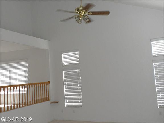 2nd image of 271 Helmsdale Dr #0