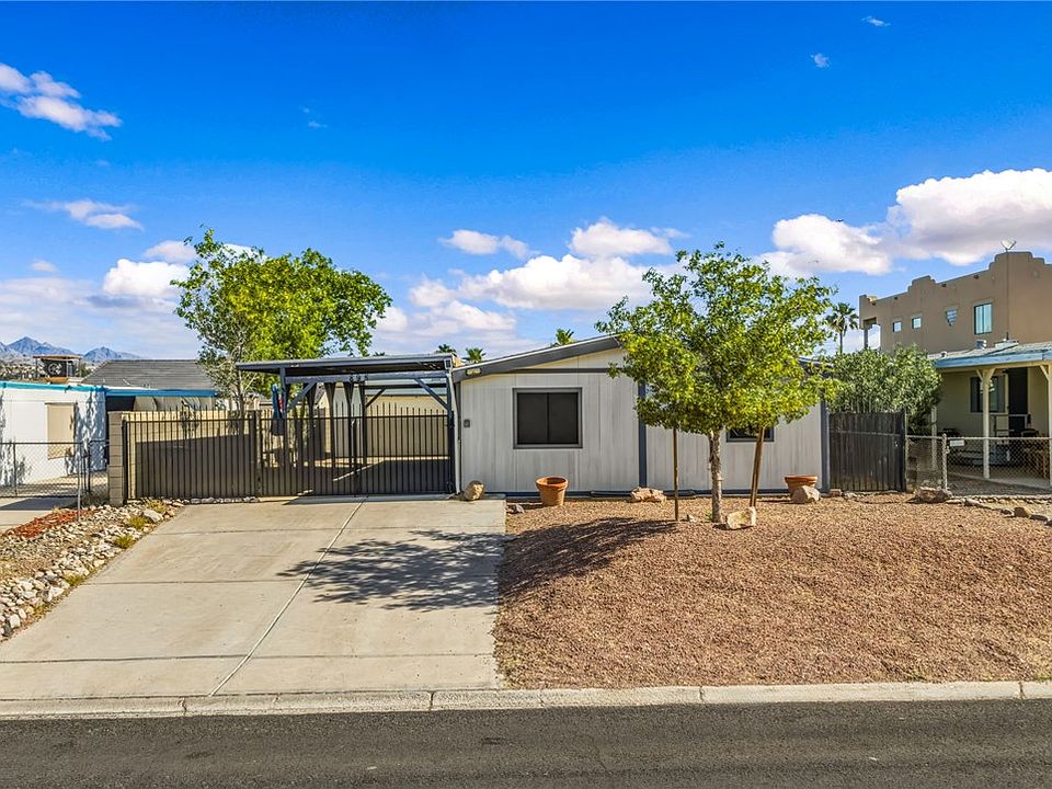 1st image of 895 Terrace Drive