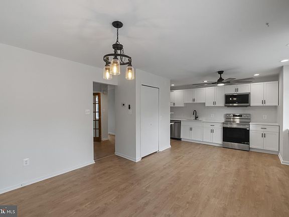 2nd image of 3617 Longridge Ct