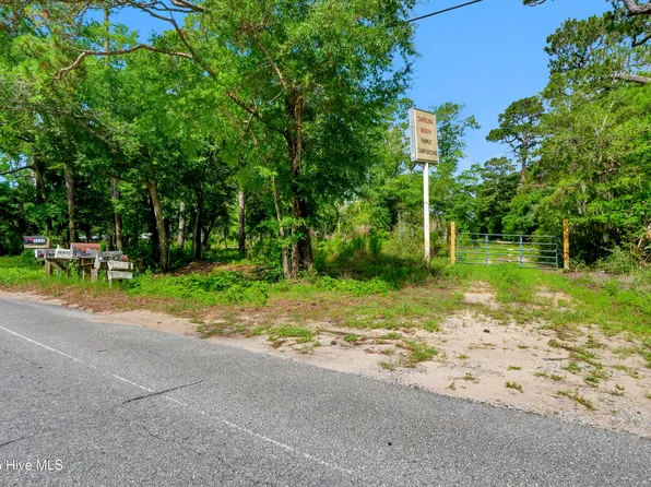 9641 River Road, Wilmington, NC 28412