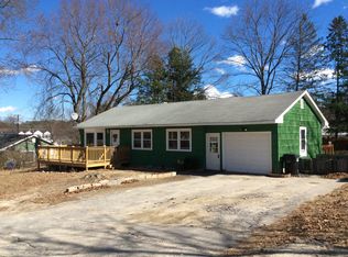4 Hemlock St, Hudson, NH 03051