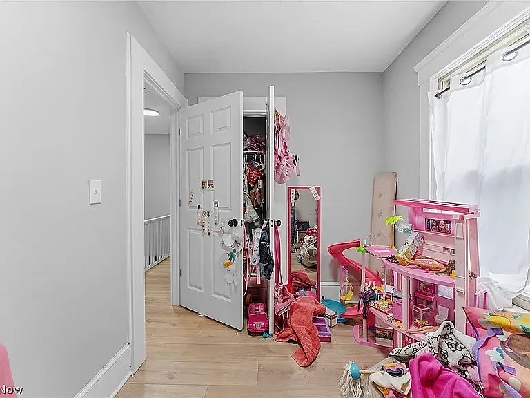 9615 Larnder Ave — Photo 15