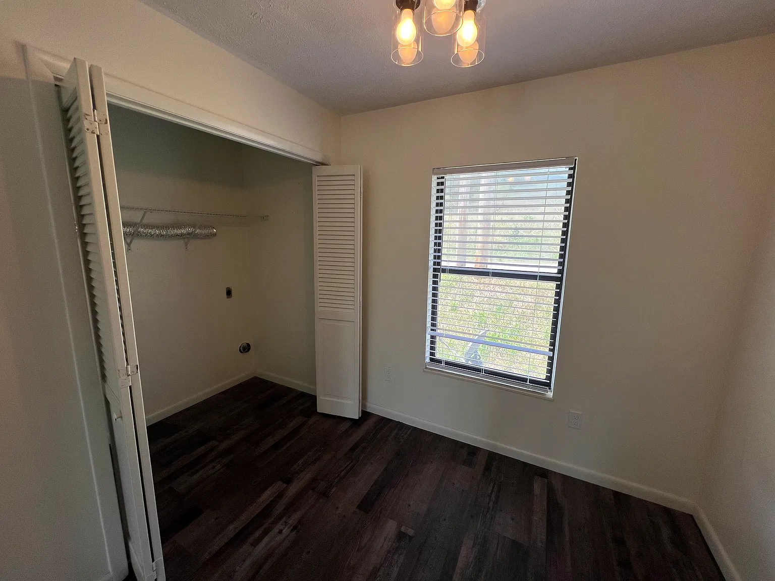 2 bed, 775 sqft, $900 — Photo 2