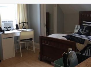 4239 Sansom St #3, Philadelphia, PA 19104