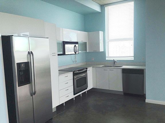 2nd image of 133 E 2nd Ct #2813