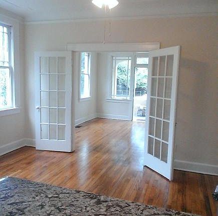 4th image of 2802 College St APT 4