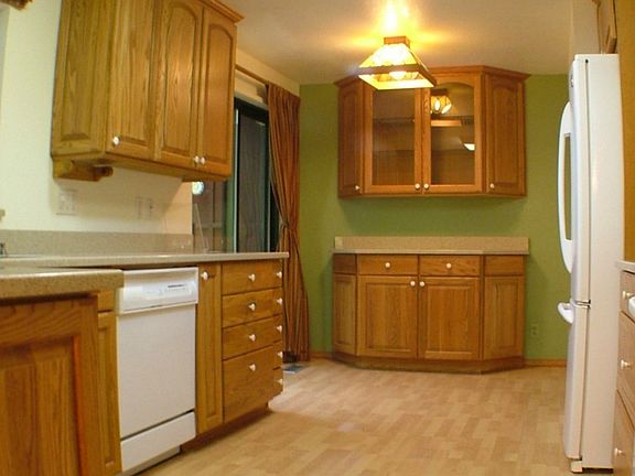 4th image of 15528 187th Ave NE