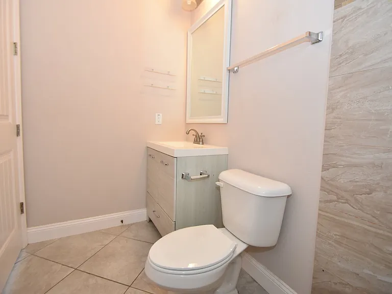 43 Lloyd Trl #A — Photo 18