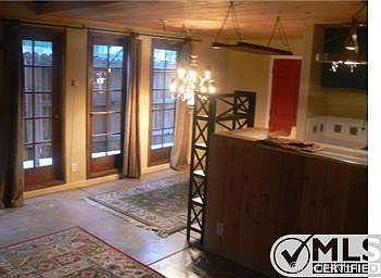 4th image of 1609 E Hillcrest Dr #A