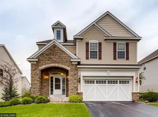 2353 Woodcrest Dr, Woodbury, MN 55129