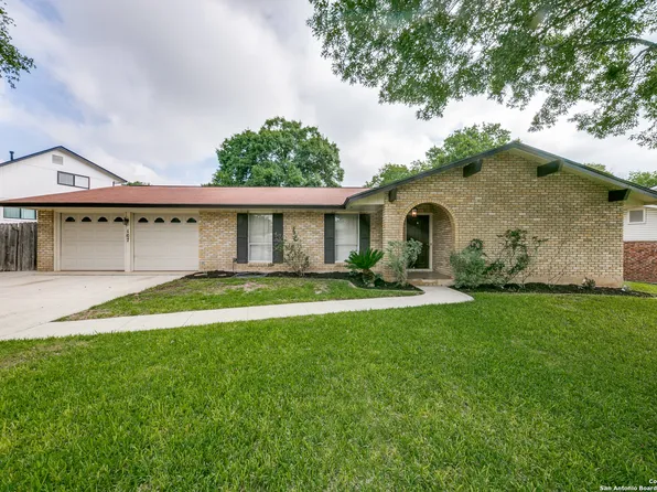 107 VALENCIA, Universal City, TX 78148